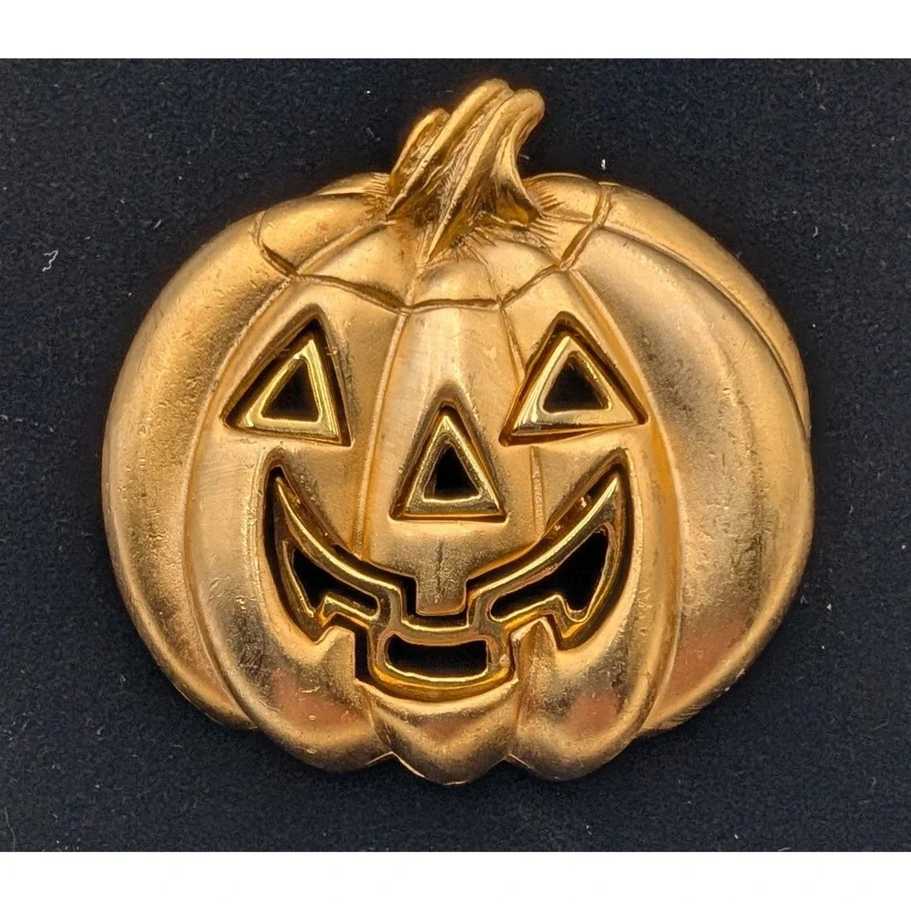 Casual Corner Vintage Gold Tone‎ Jack O Lantern Pumpkin Halloween Brooch Pin
